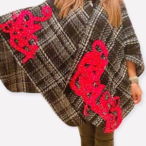 Poncho handmade with embroidery and sequins details